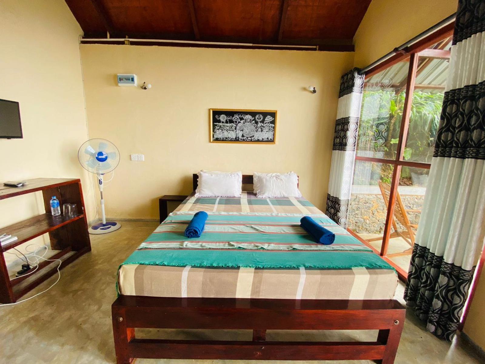 Rainforest Nature House Deniyaya Room photo